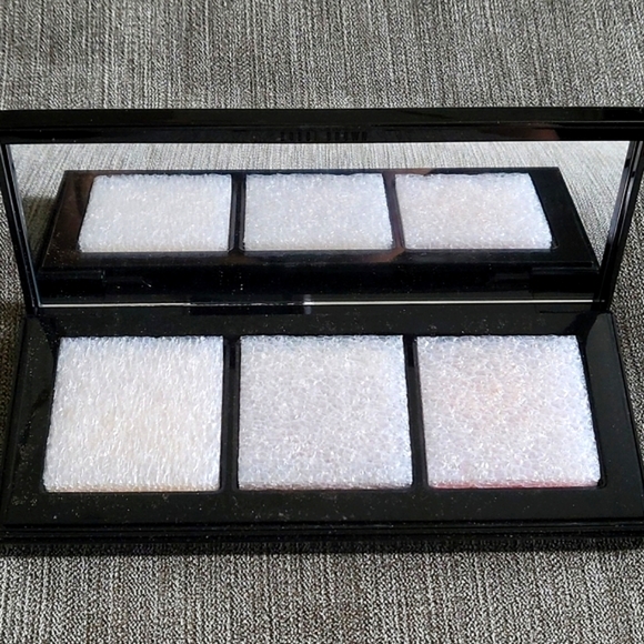 NIB Bobbi Brown Bobbi to glow shimmer brick palette limted ed blush highlighter - Picture 3 of 11